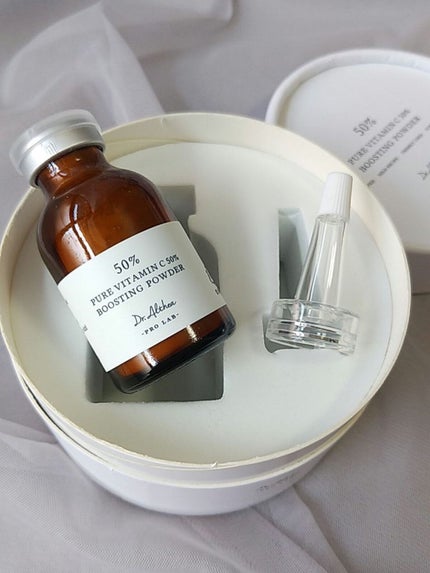 ピュアビタミンC 50% ブースティングパウダー/Dr.Althea/フェイスパウダーを使ったクチコミ(3枚目)