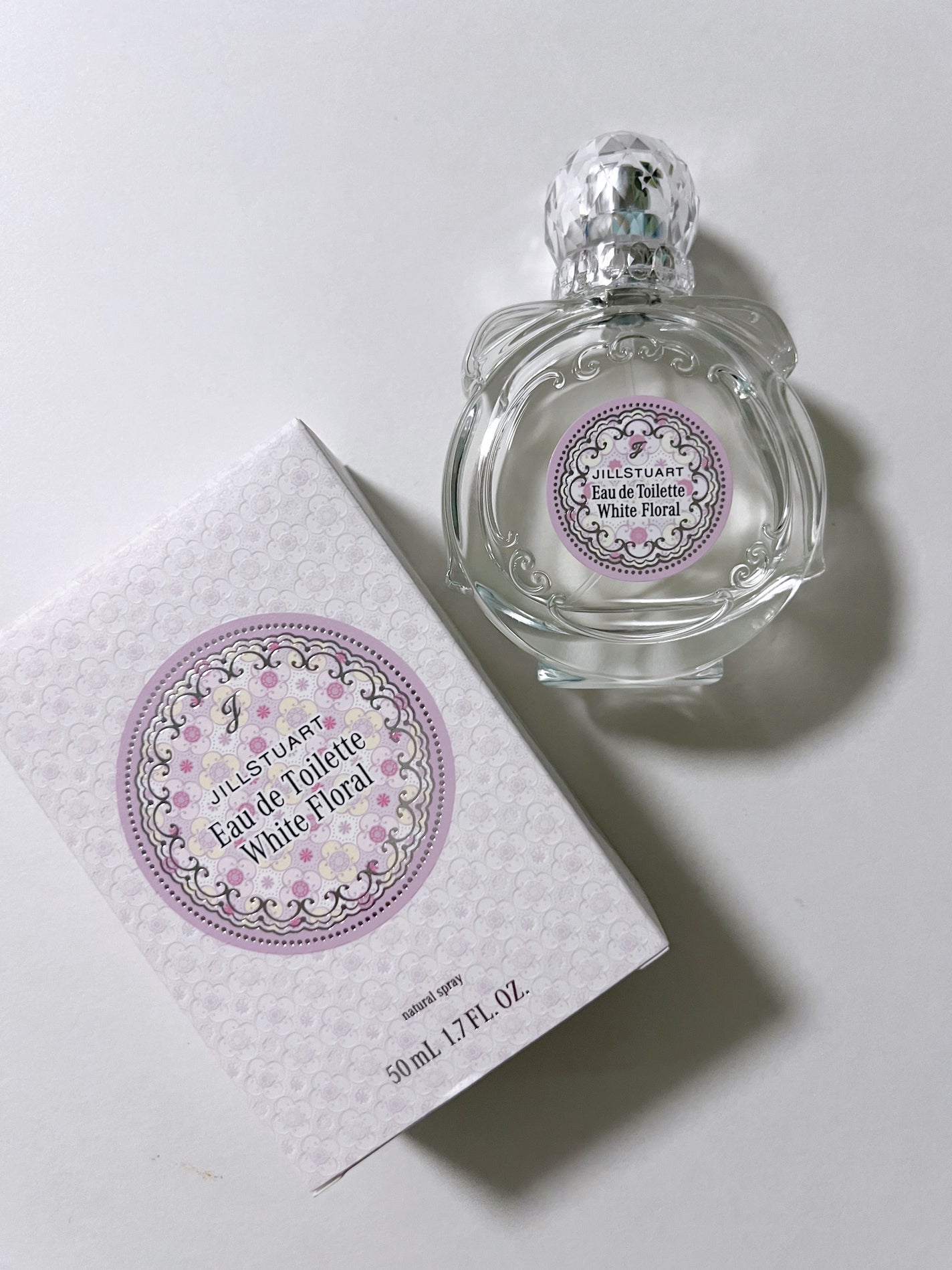 ジルスチュアート オード ホワイトフローラル/JILL STUART/香水(レディース)を使ったクチコミ(3枚目)