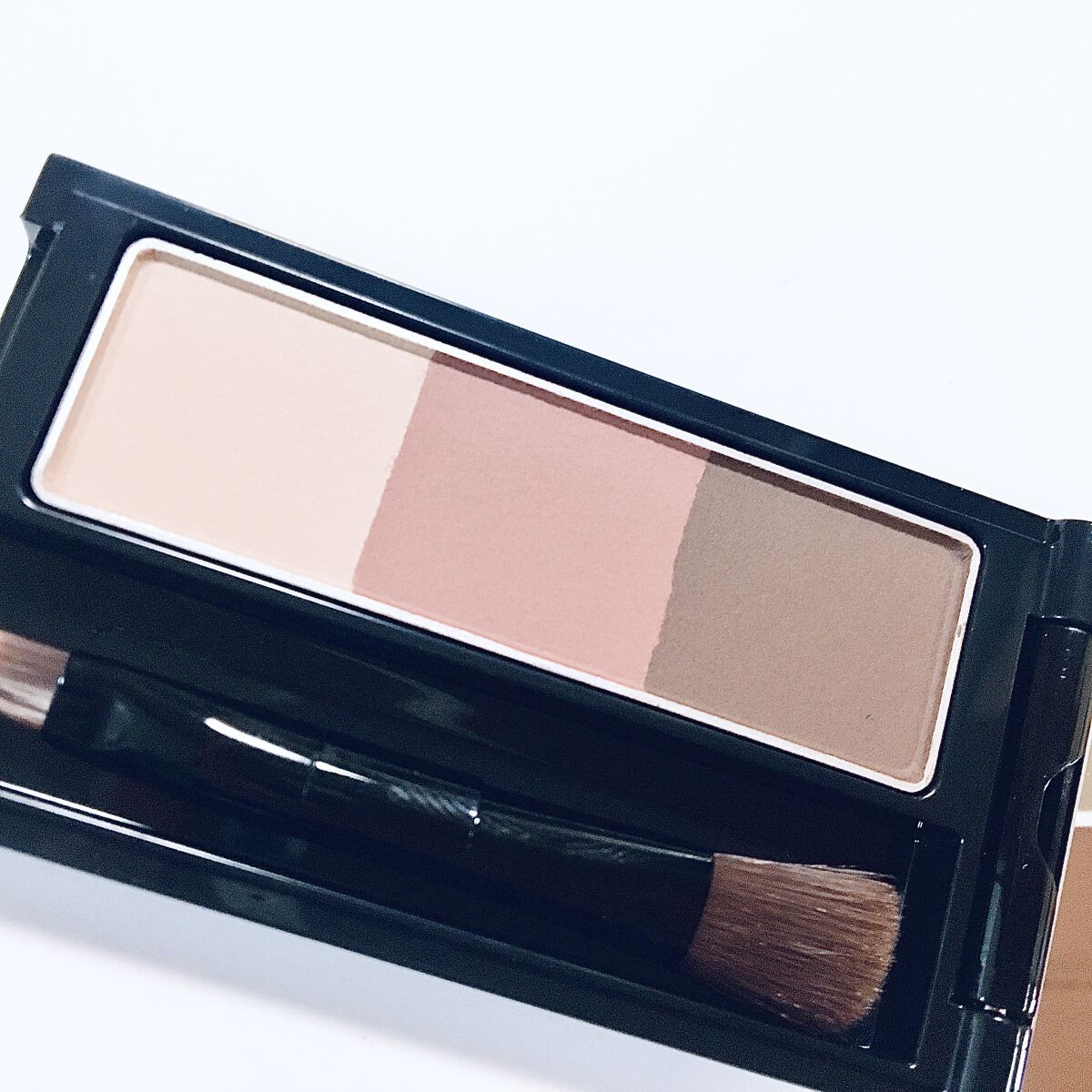 ケイト デザイニングアイブロウ3D/KATE/パウダーアイブロウを使ったクチコミ（3枚目）