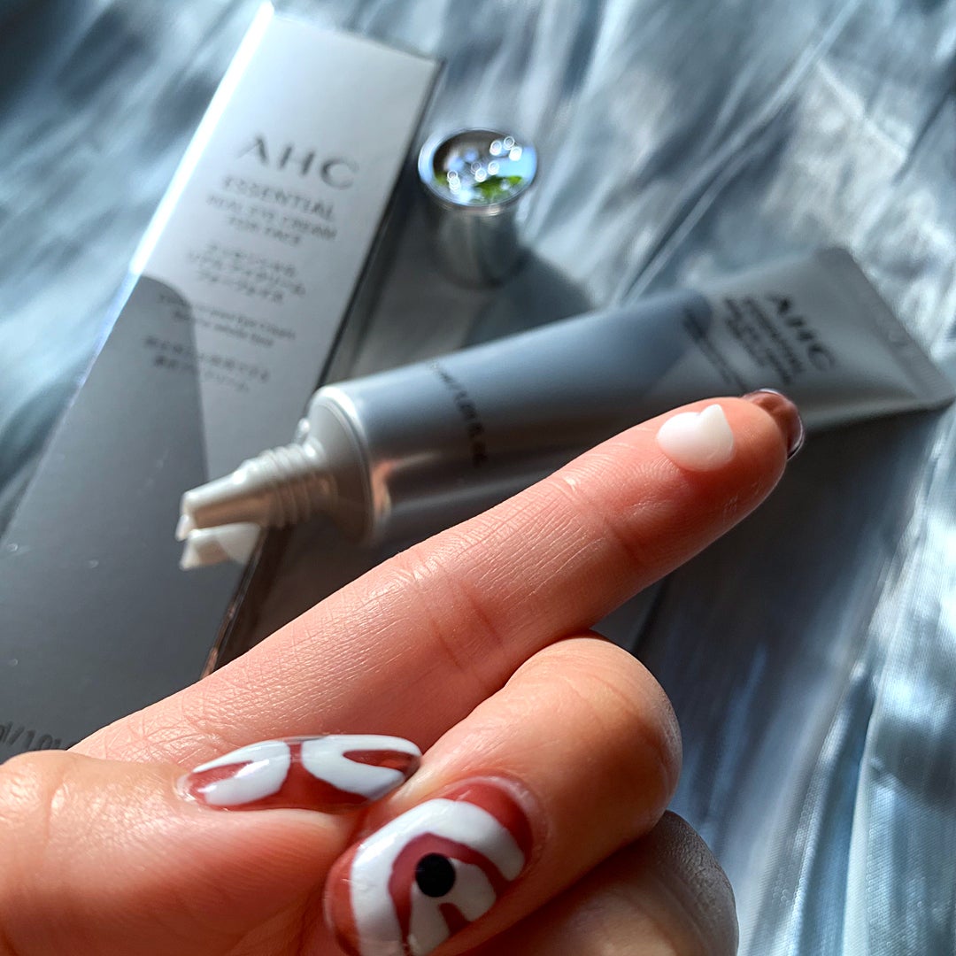 エッセンシャル リアル アイクリーム フォーフェイス/AHC/アイケア・アイクリームを使ったクチコミ(4枚目)