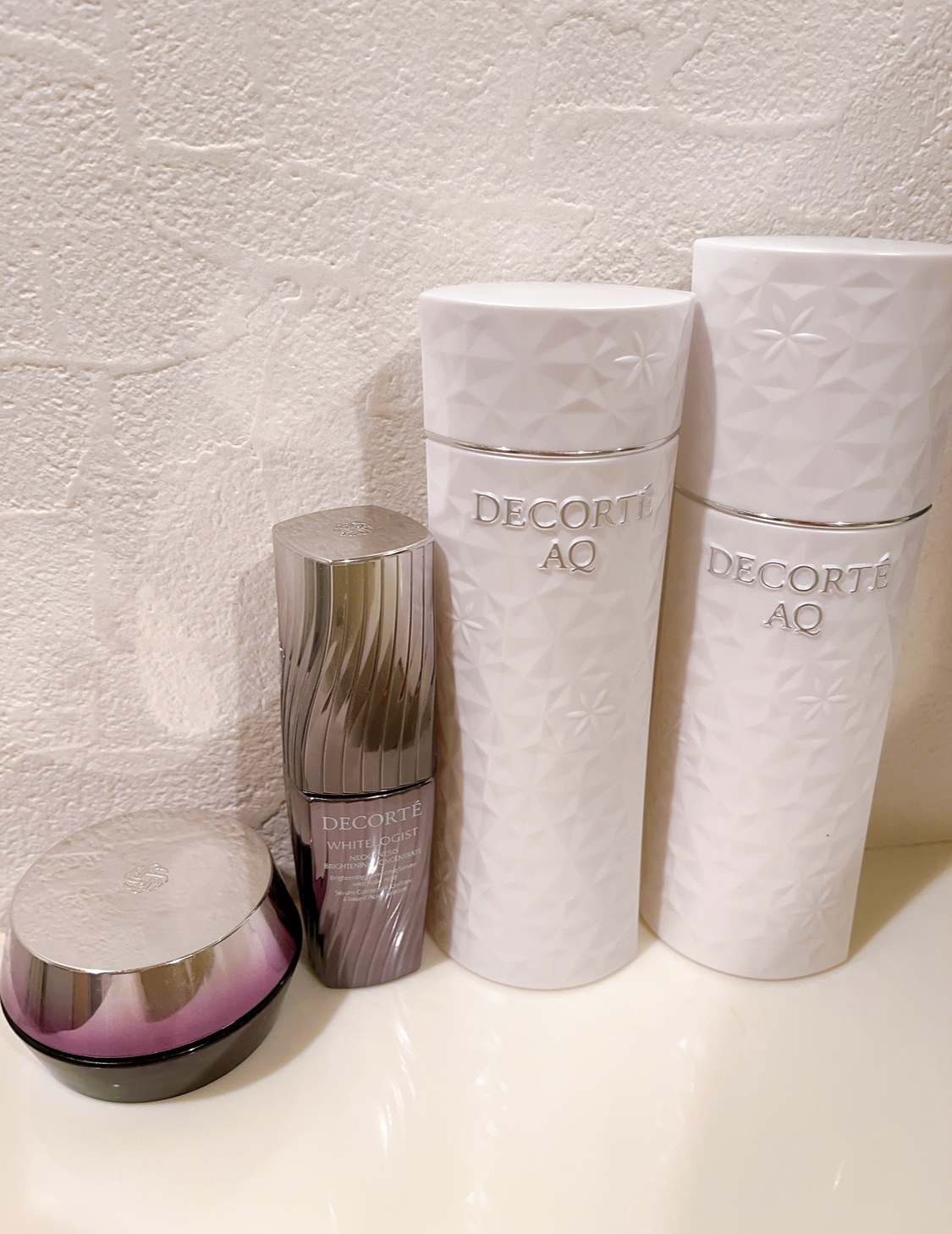 試してみた】AQ ホワイトニング エマルジョン DECORTÉの効果・肌