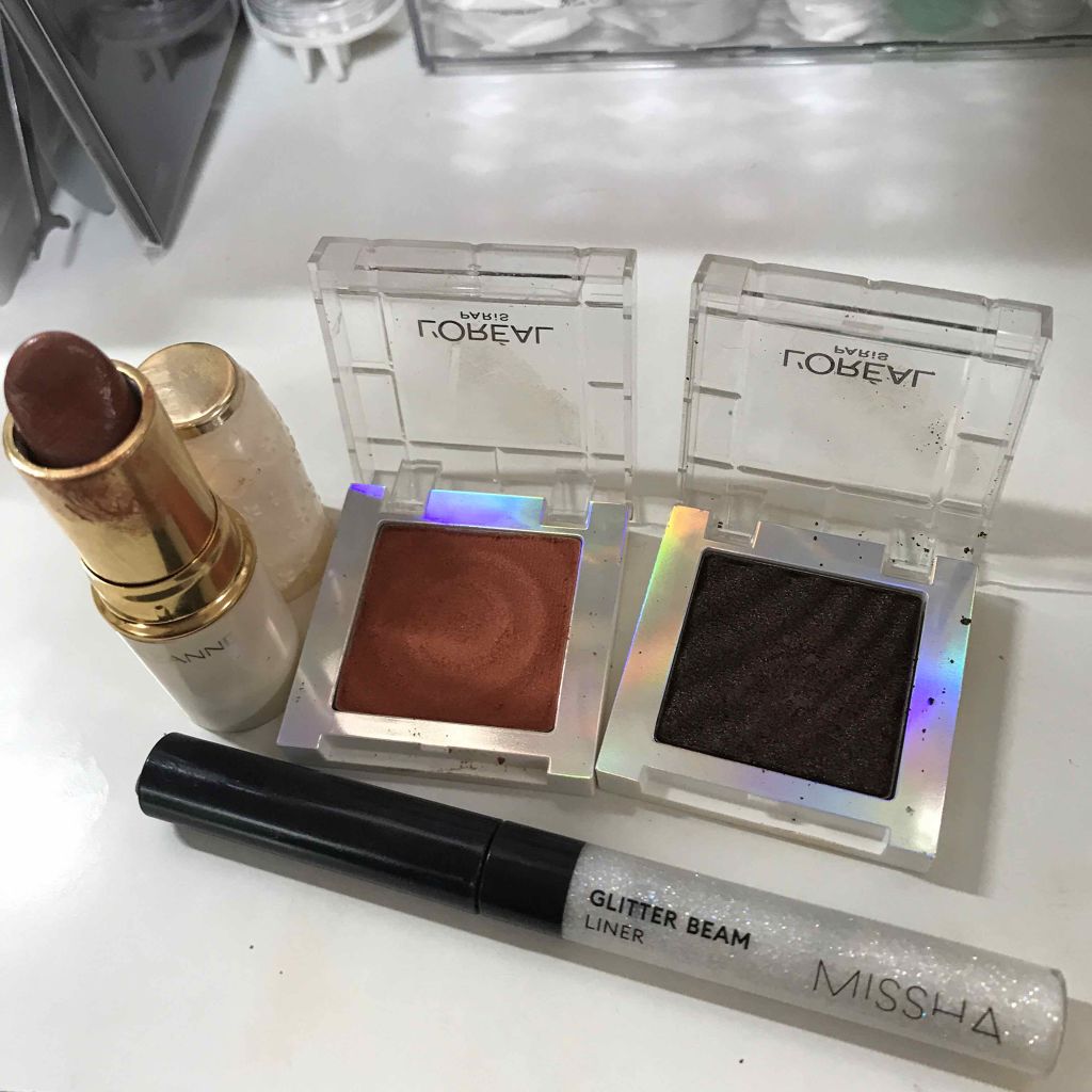 カラークイーン オイルシャドウ/ロレアル パリ/単色アイシャドウを使ったクチコミ（1枚目）