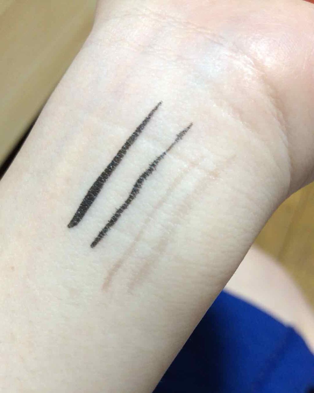 カンコレ リキッドアイライナー/DAISO/リキッドアイライナーを使ったクチコミ(2枚目)