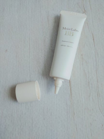 モイストラボ BBエッセンスクリーム/Moist Labo/BBクリームを使ったクチコミ(1枚目)