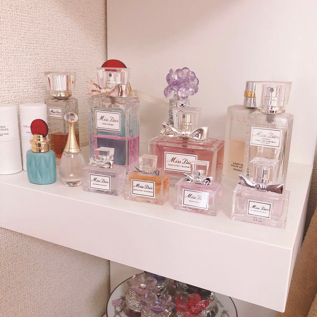 maki on LIPS 「私のコスメ収納をご紹介させていただきます💕かなりごちゃごちゃで..」(3枚目)