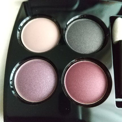 プードゥル ルミエール 30 ロージー ゴールド/CHANEL/パウダーハイライトを使ったクチコミ(2枚目)