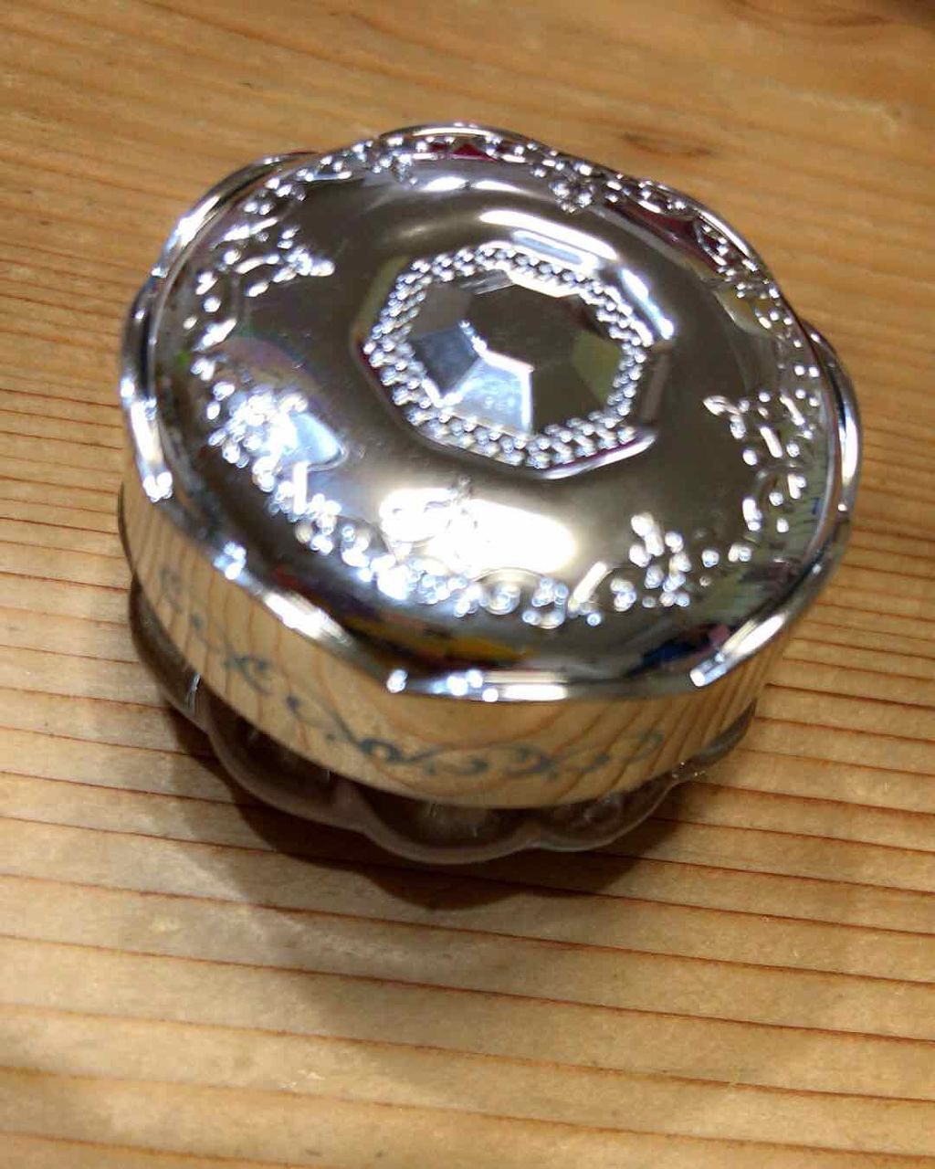 ジェリーアイカラー N/JILL STUART/ジェル・クリームアイシャドウを使ったクチコミ（1枚目）