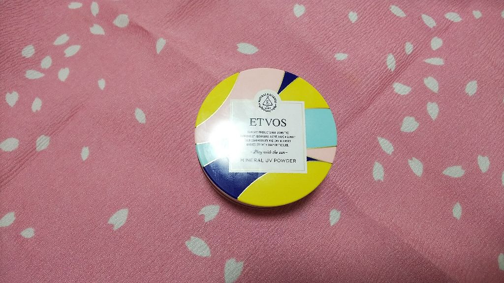ミネラルUVパウダー(旧)/エトヴォス/ルースパウダーを使ったクチコミ（1枚目）