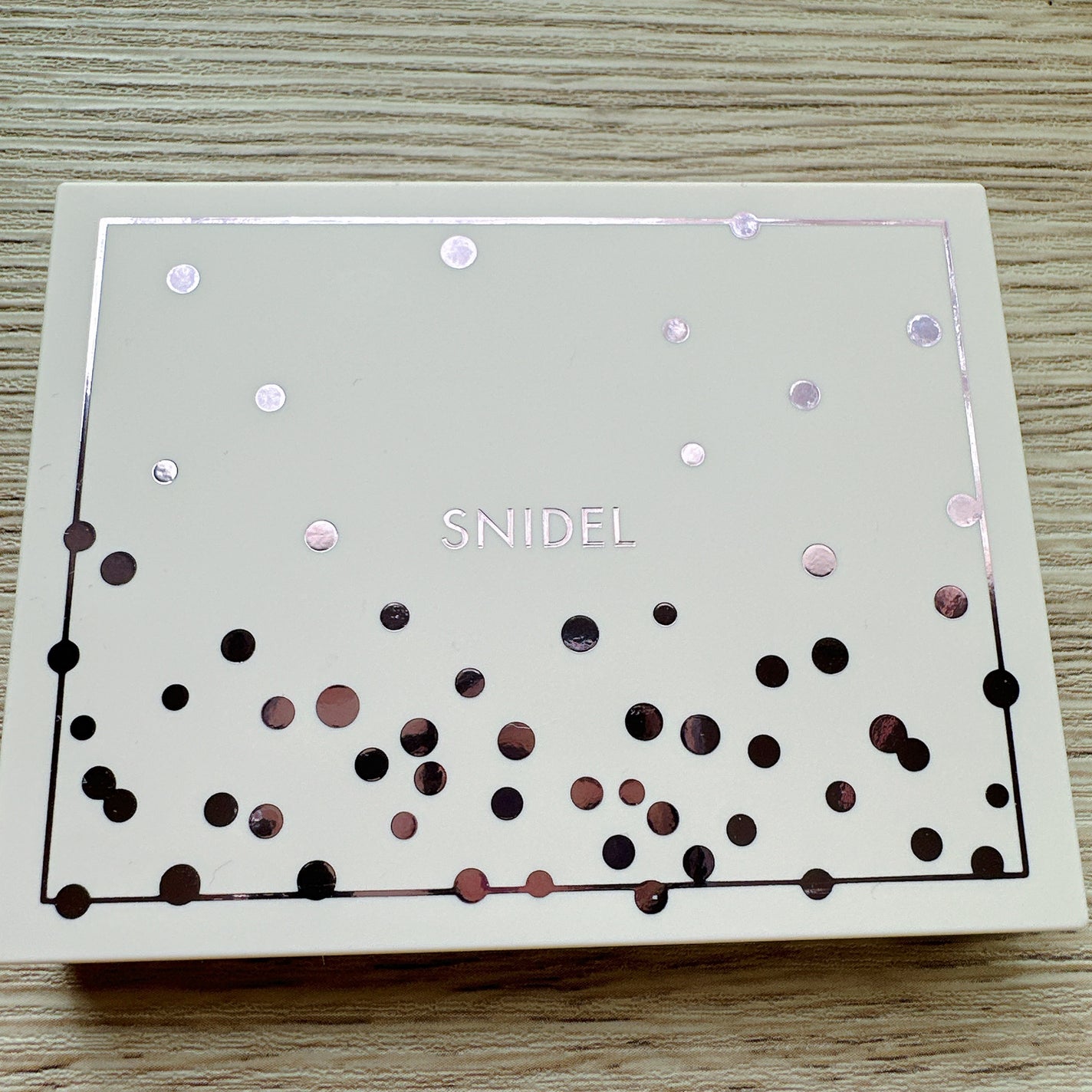 フェイス スタイリスト/SNIDEL BEAUTY/アイシャドウパレットを使ったクチコミ(2枚目)