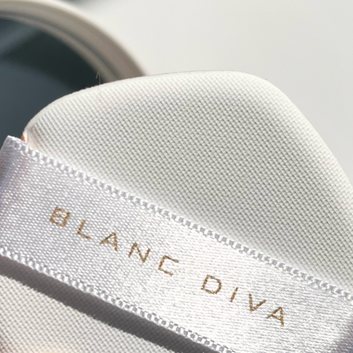 GLEAM COVERAGE CUSHION/BLANC DIVA/クッションファンデーションを使ったクチコミ（3枚目）