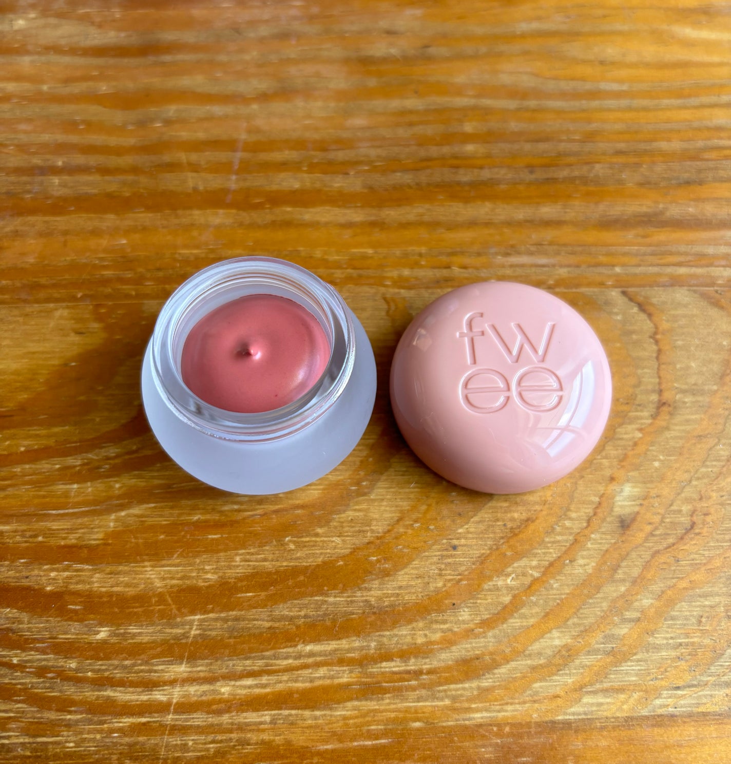 リップアンドチーク ブラーリープリンポット/fwee/口紅を使ったクチコミ(2枚目)