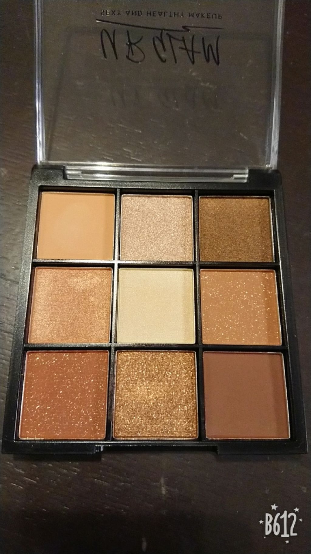 UR GLAM BLOOMING EYE COLOR PALETTE/U R GLAM/アイシャドウパレットを使ったクチコミ(2枚目)
