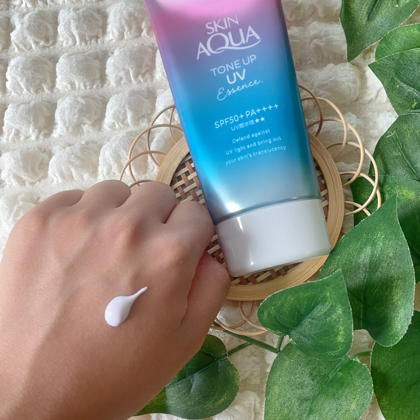 スキンアクア トーンアップUVエッセンス/スキンアクア/日焼け止めクリームを使ったクチコミ(2枚目)