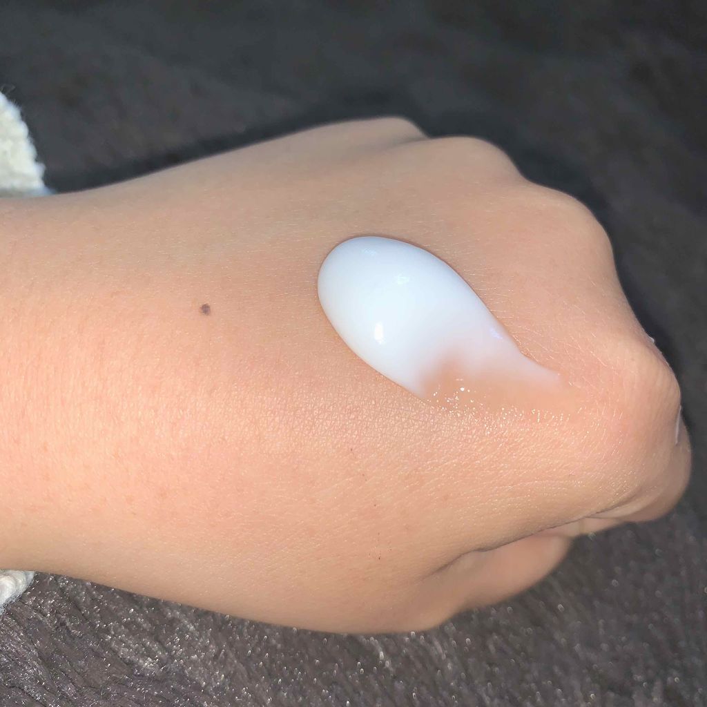 レイヴィー ハンド&ネイルクリームローズヒップ/Leivy/ハンドクリームを使ったクチコミ(2枚目)