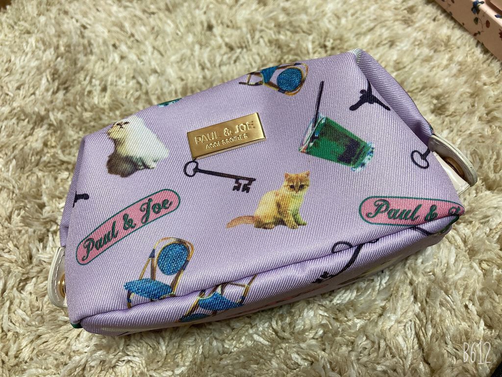 PAUL & JOE BEAUTE P&Jポーチ