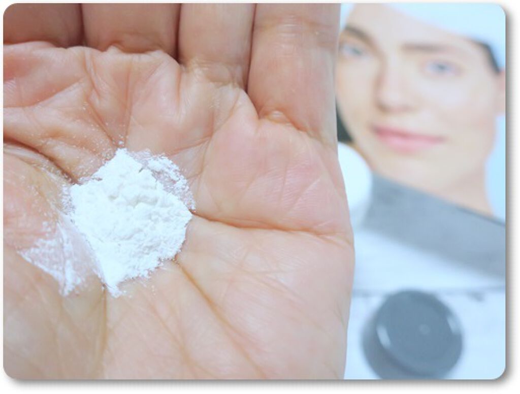 デイリーマイクロフォリエント/ダーマロジカ/洗顔パウダーを使ったクチコミ（2枚目）