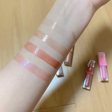 リッチ&ダズリン ハイシャイン スパークリング リップグロス ホリデー セット/Too Faced/メイクアップキットを使ったクチコミ(2枚目)