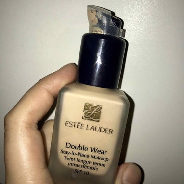 ESTEE LAUDER ダブル ウェア ステイ イン プレイス メークアップ 72アイボリーヌード🌝。

誕生日プレゼントで貰ってから使ってます♥️。
私みたいにマットな肌質が好きでオイリーで汗っかき