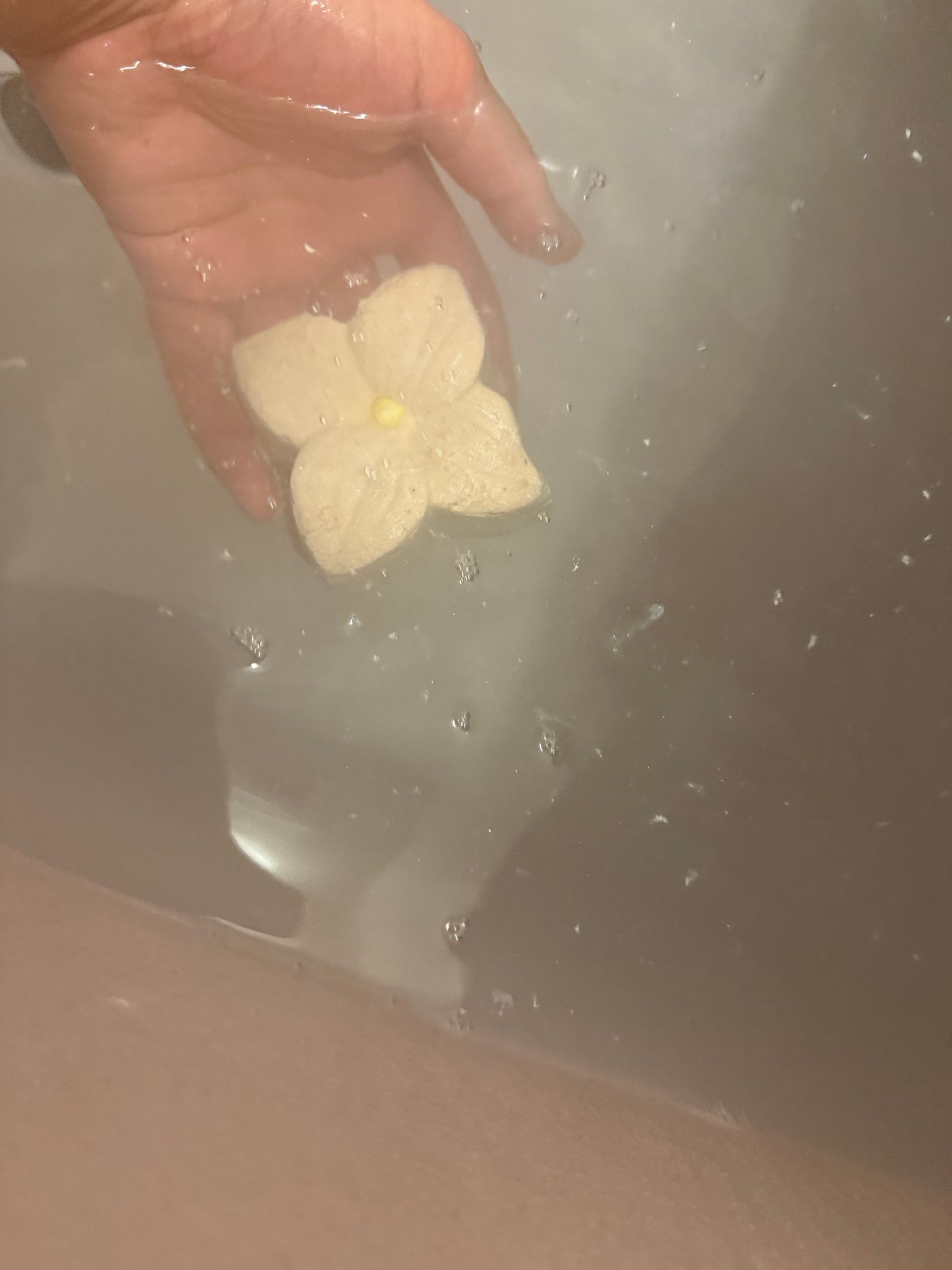 フローラルクリーム バブルバー /ラッシュ/ボディ石鹸を使ったクチコミ(5枚目)