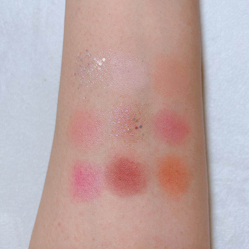 グリッターペディアアイパレット/unleashia/アイシャドウパレットを使ったクチコミ(3枚目)