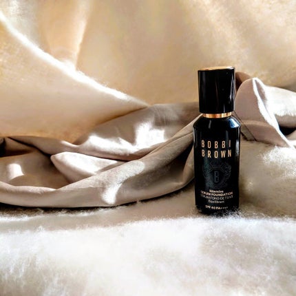 インテンシブ セラム ファンデーション/BOBBI BROWN/リキッドファンデーションを使ったクチコミ(1枚目)