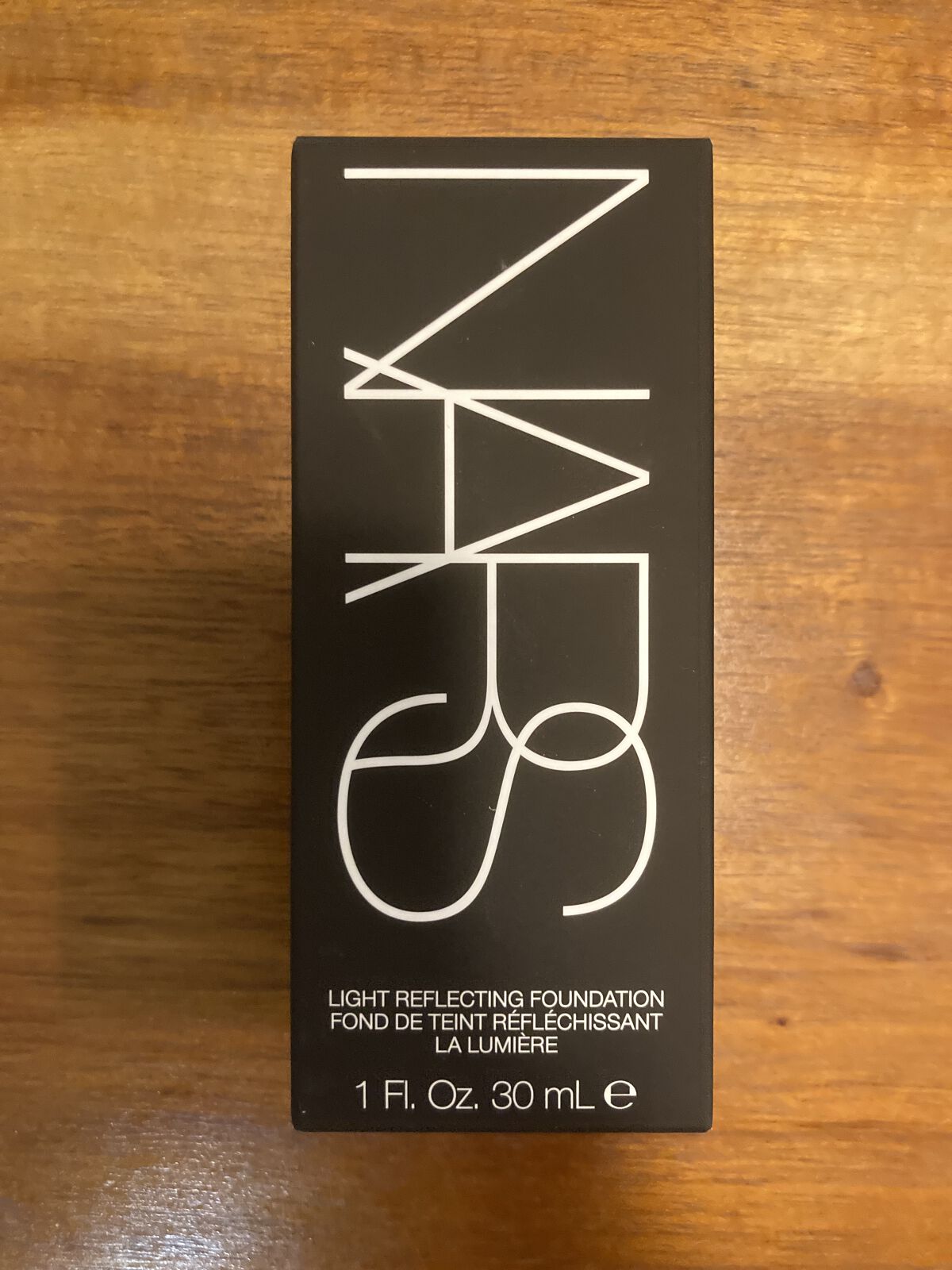 ライトリフレクティング ファンデーション/NARS/リキッドファンデーションを使ったクチコミ（2枚目）