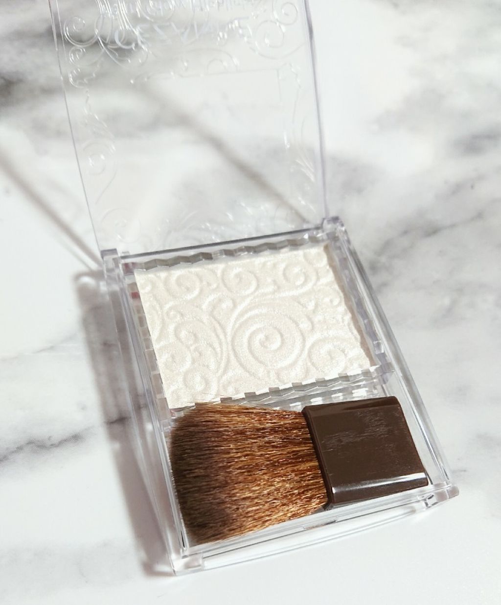 パールグロウハイライト/CEZANNE/パウダーハイライトを使ったクチコミ(2枚目)