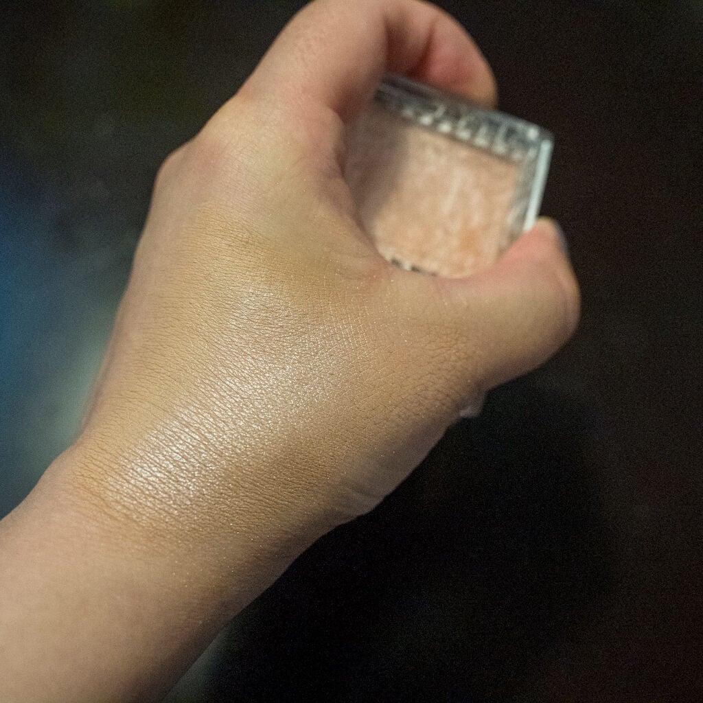 パールグロウハイライト/CEZANNE/パウダーハイライトを使ったクチコミ(2枚目)