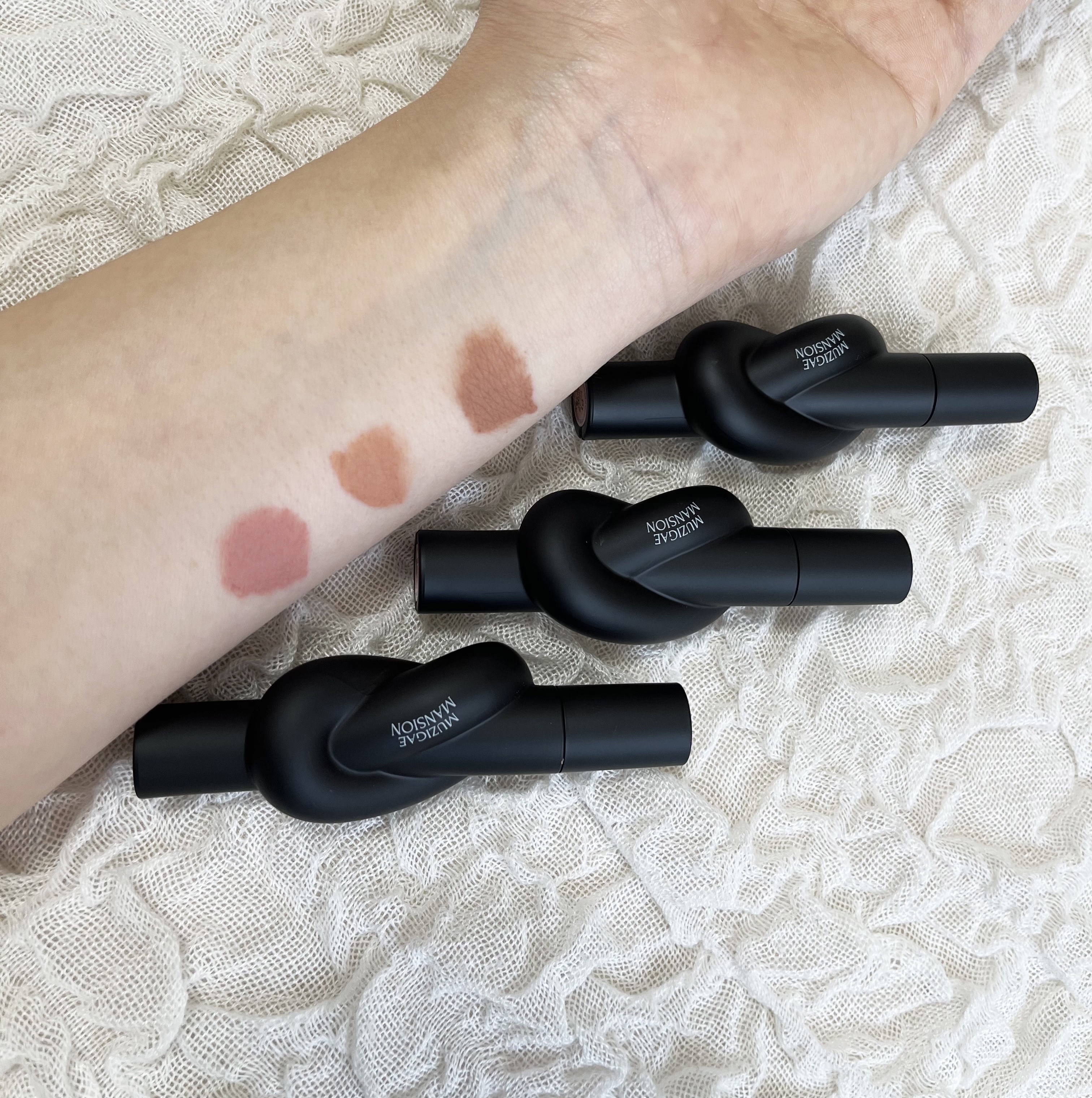 タイアップカバーティント 02 CORAL STEP/MUZIGAE MANSION/リップティントを使ったクチコミ（3枚目）