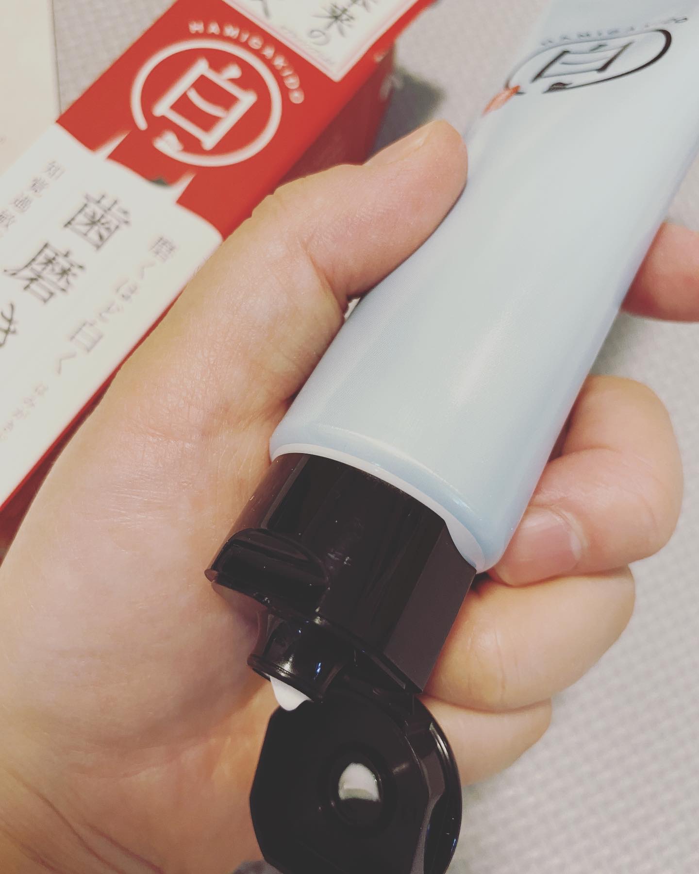 歯磨き堂 薬用ホワイトニングペースト/歯磨き堂/歯磨き粉を使ったクチコミ（2枚目）