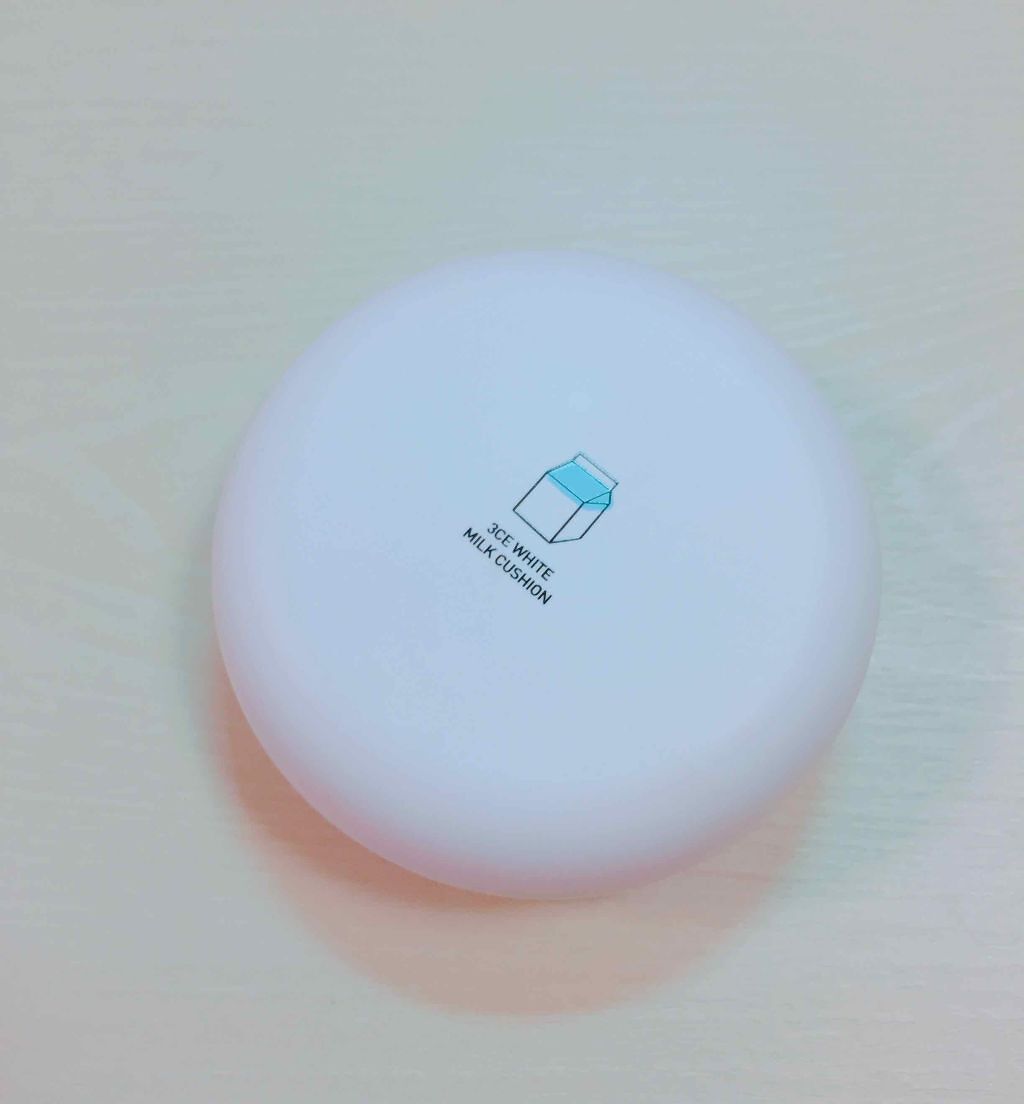 WHITE MILK CUSHION/3CE/クッションファンデーションを使ったクチコミ（2枚目）