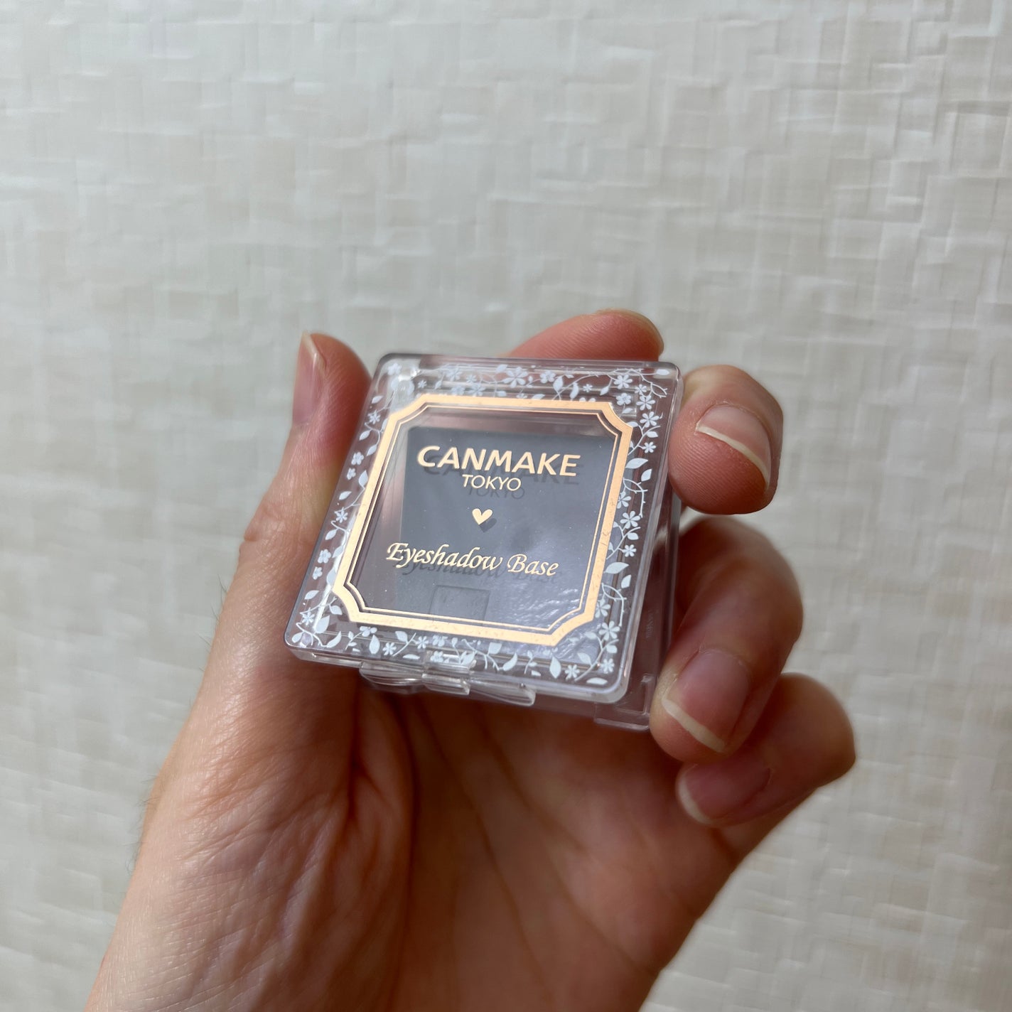 アイシャドウベース/キャンメイク/アイシャドウベースを使ったクチコミ(1枚目)