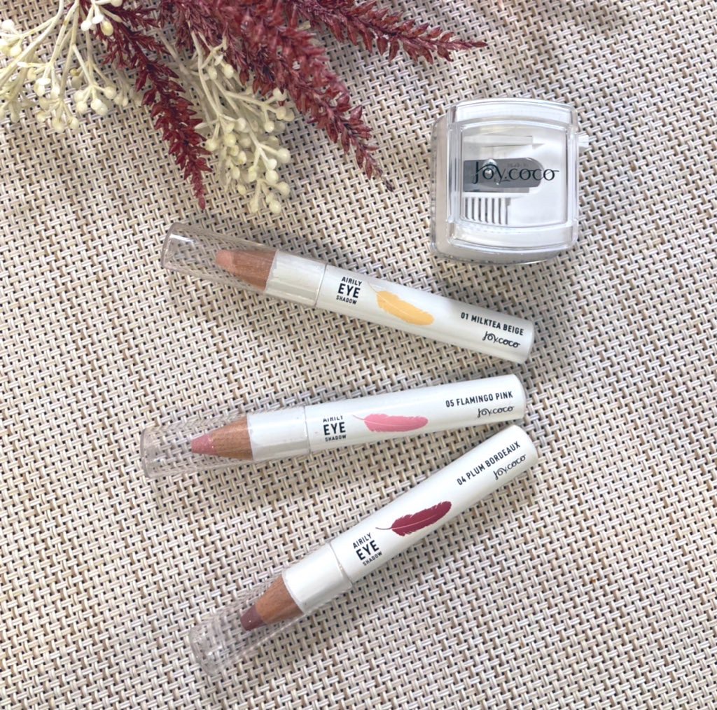 ジョイココ エアリーアイシャドウ 04 プラムボルドー/Joy.coco(ジョイココ)/単色アイシャドウを使ったクチコミ（1枚目）