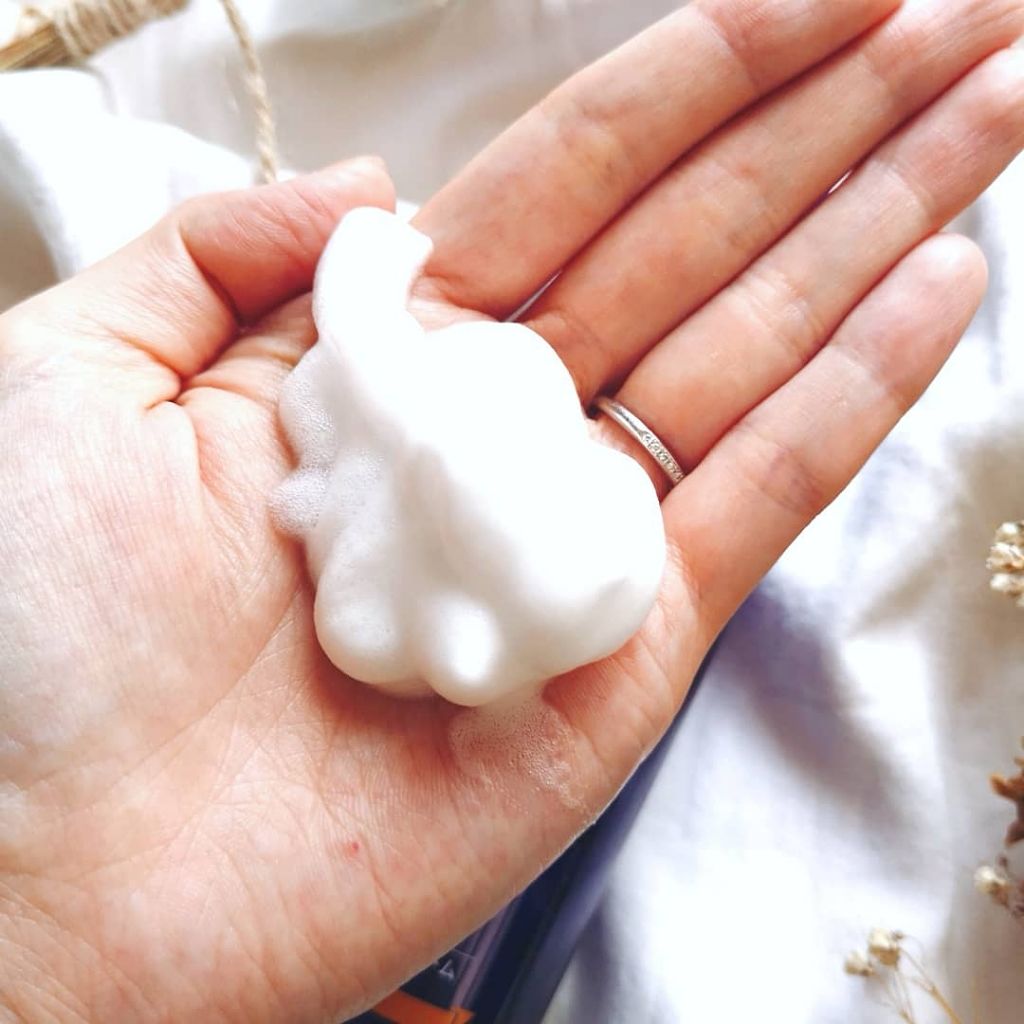 アクネスラボ 薬用 ウォッシングフォームのクチコミ「【ACNES LABO】

☑ウォッシングフォーム
＜150mL / 1,478円(Amazo.....」（2枚目）