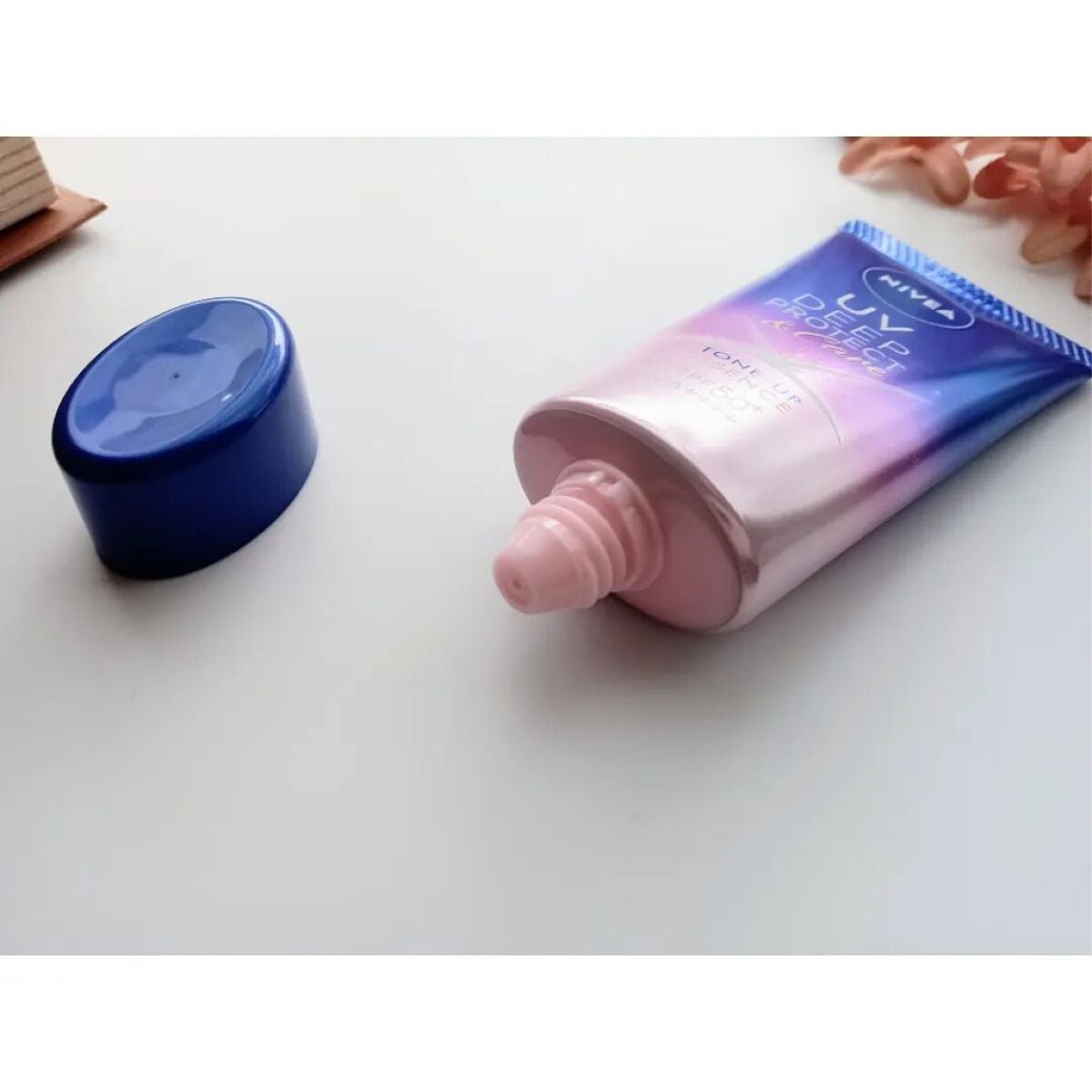 ニベアUV ディープ プロテクト&ケア トーンアップ エッセンス/ニベア/日焼け止めローションを使ったクチコミ(2枚目)