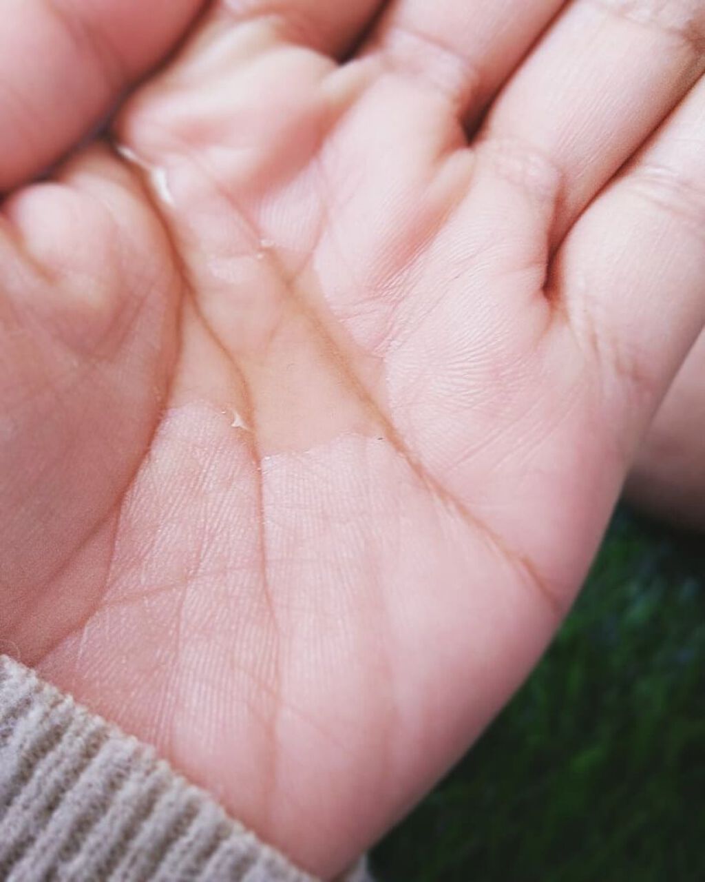 カカトリーヌモイストローション/KAKATOrine/レッグ・フットケアを使ったクチコミ（2枚目）