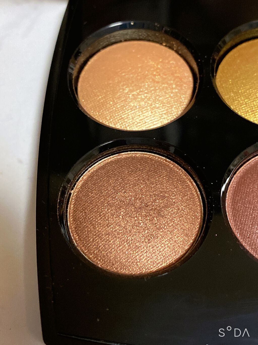 レ キャトル オンブル/CHANEL/アイシャドウパレットを使ったクチコミ（2枚目）