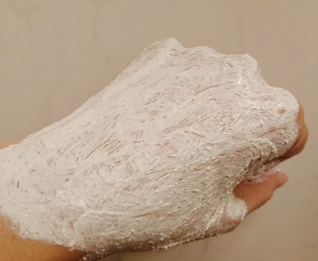 オーガニックフレグランスクッションスクラブ/MAPUTI/スクラブ・ゴマージュを使ったクチコミ(3枚目)