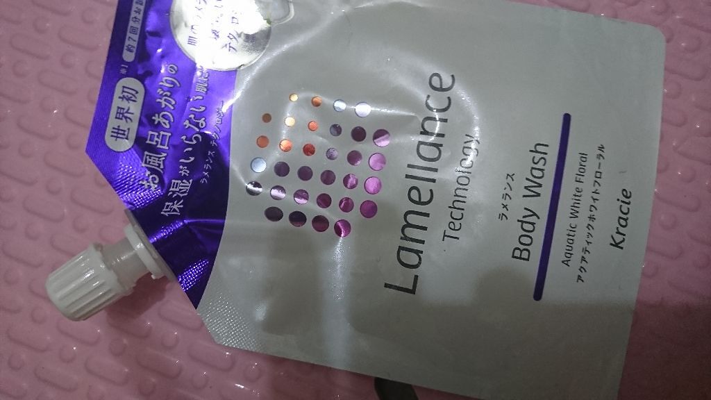 ボディウォッシュ アクアティックホワイトフローラル(旧)/ラメランス/ボディソープを使ったクチコミ（1枚目）