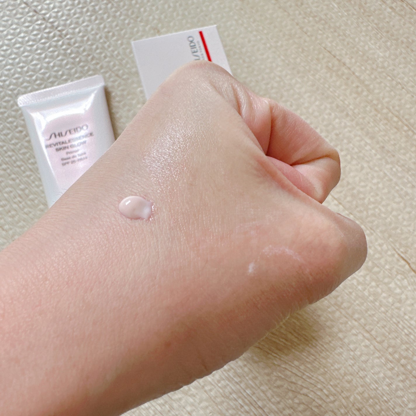 エッセンス スキングロウ プライマー /SHISEIDO/化粧下地を使ったクチコミ(3枚目)