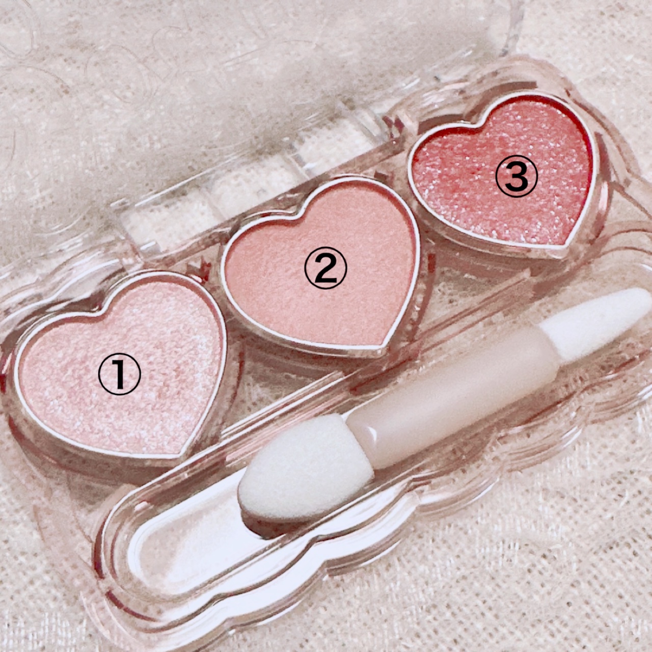 フォーチュン　ドーリーフィール　アイカラー/フォーチュン/アイシャドウパレットを使ったクチコミ（2枚目）