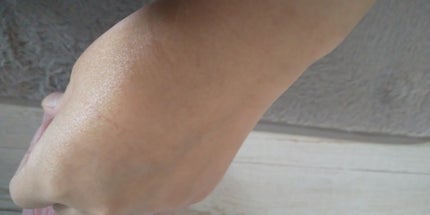 カラーフィットハンドクリーム/ロダレット/ハンドクリームを使ったクチコミ(4枚目)