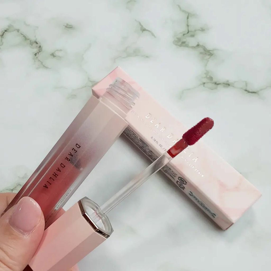 ブルーミングエディション サテングローリップ ステイン/DEAR DAHLIA/口紅を使ったクチコミ（2枚目）