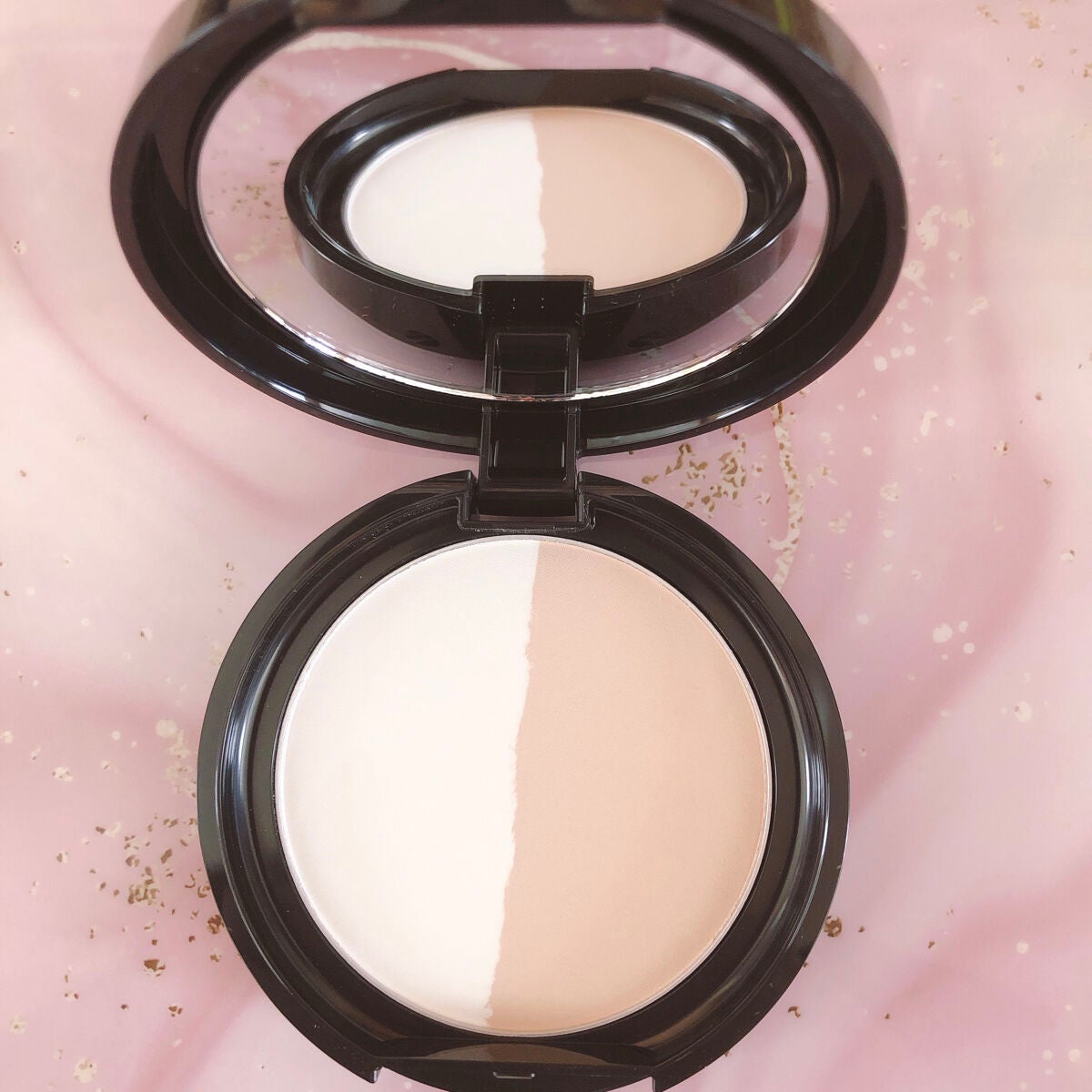 ムーンプレストブライトパウダー/KATE/プレストパウダーを使ったクチコミ(4枚目)