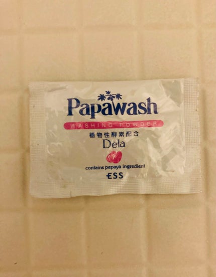 パパウォッシュ パパウォッシュ・デラのクチコミ「パパウォッシュ・デラの紹介です
パパイヤから採れるパパイン酵素で、落としにくい毛穴の奥の汚れ.....」(1枚目)