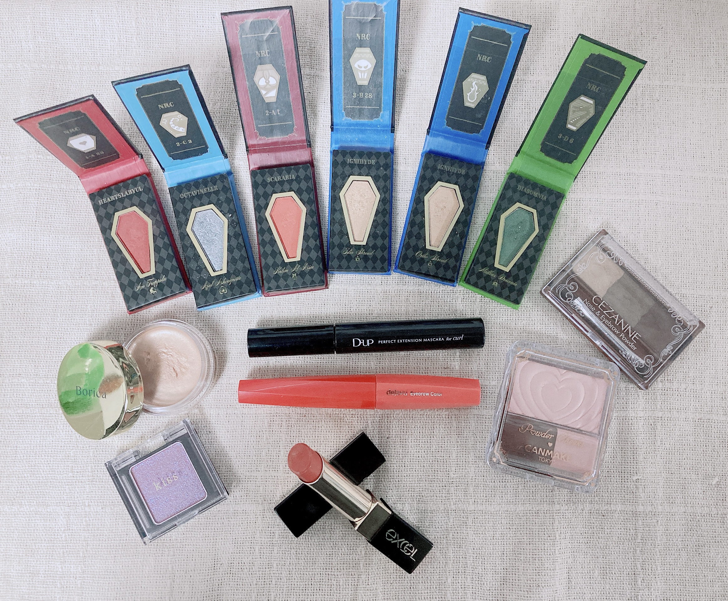  シアー グリッターアイズ/KiSS/単色アイシャドウを使ったクチコミ（1枚目）