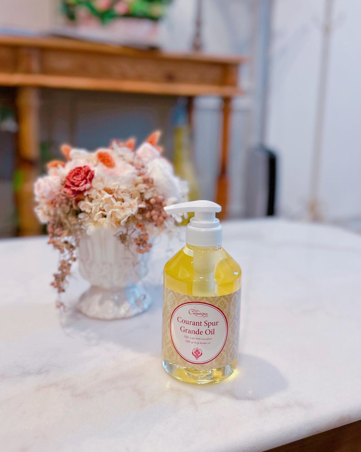 CHÏZU on LIPS 「自分へのご褒美に💝お友達のBefore×Afterがすごくて行..」(7枚目)