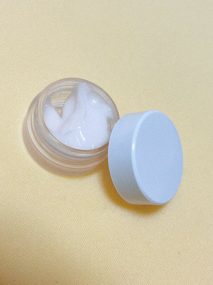 ローズウォーター スリーピングマスク/FEMMUE/フェイスクリームを使ったクチコミ(2枚目)