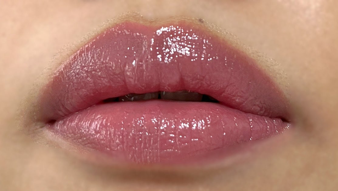 ルージュスターヴァイブラント/KANEBO/口紅を使ったクチコミ(2枚目)