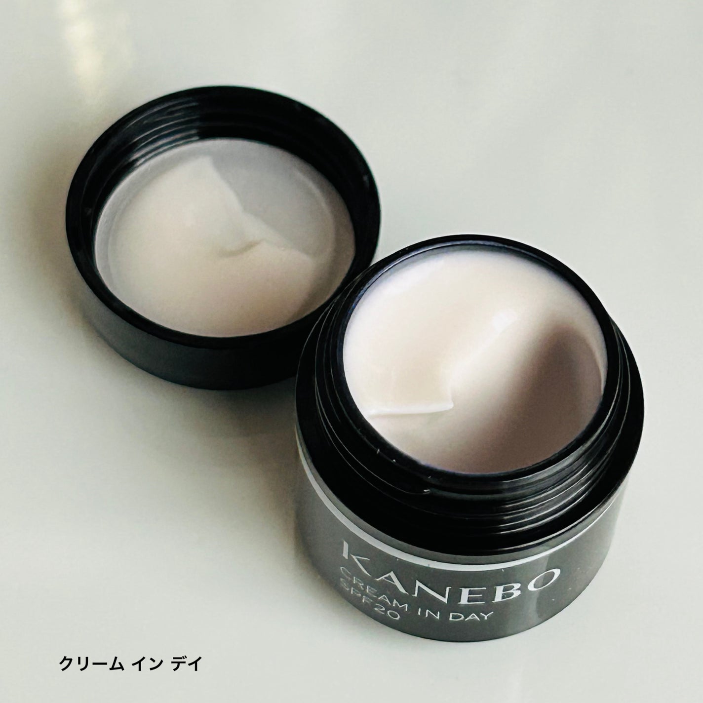 しぃ on LIPS 「私も買えました✨VOCE8月号完全な付録目当て🙈KANEBOの..」(3枚目)